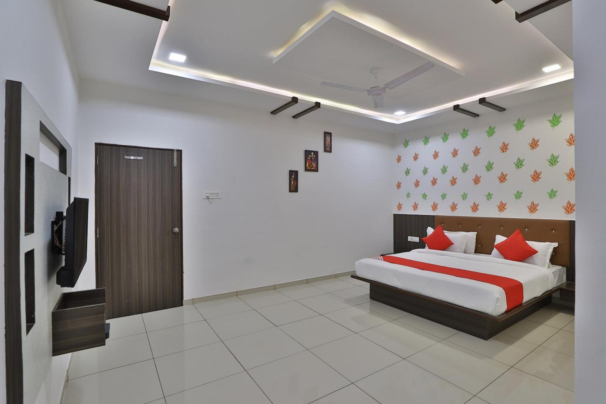 Hotel O Shiv Residency Gorwa Екстериор снимка
